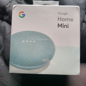 Google Home Mini - NWT